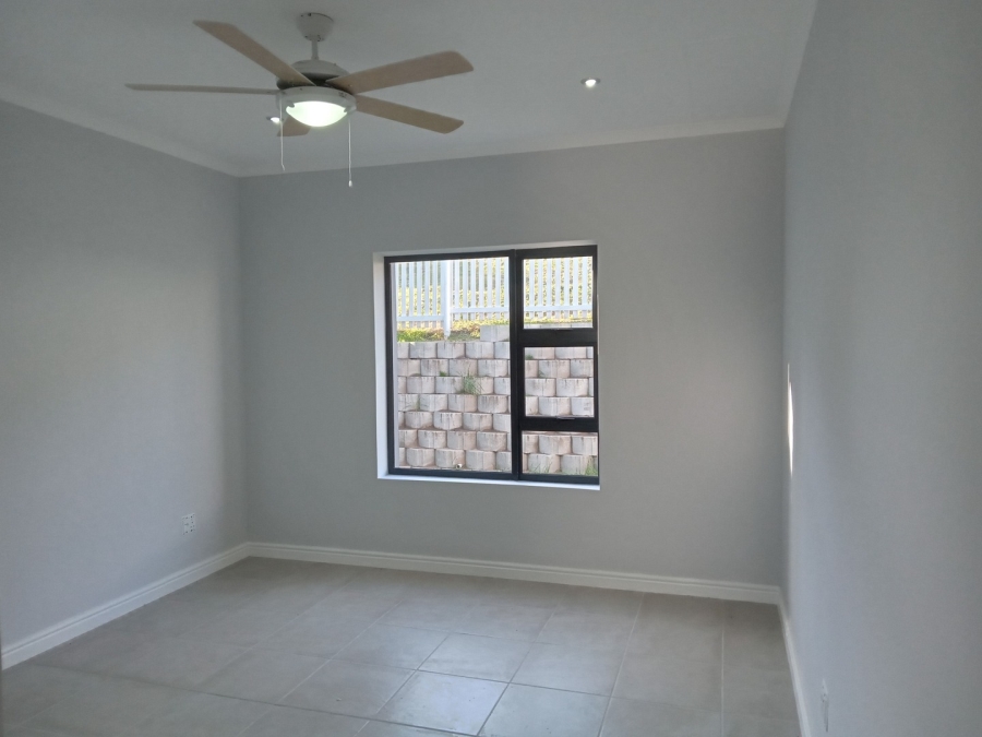 2 Bedroom Property for Sale in Meedingsride Western Cape